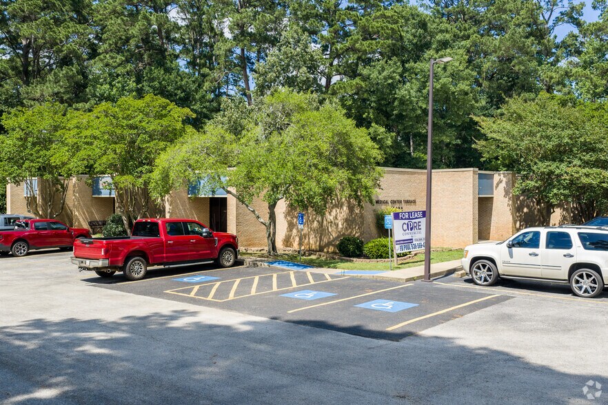 More Photos Of 4848 NE Stallings Dr, Nacogdoches Office For Sale