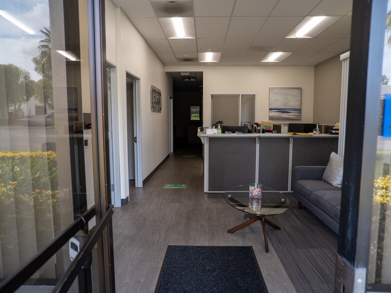 More Photos Of 3403 Durahart St, Riverside Warehouse For Sale