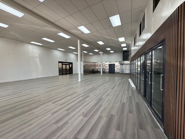 Primary Photo Of 1933 E Gage Ave, Los Angeles Storefront Retail Office For Lease