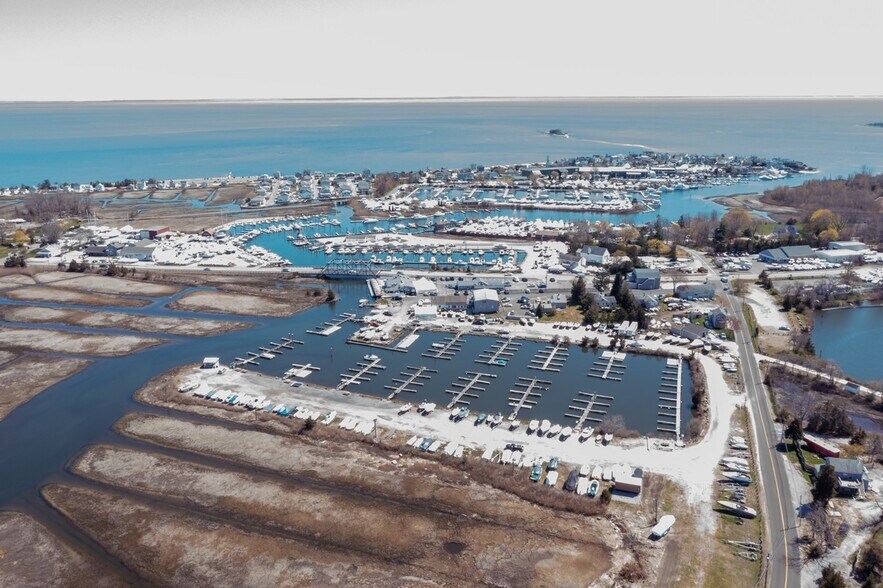 More Photos Of 54 Old Boston Post Rd, Westbrook Marina For Sale