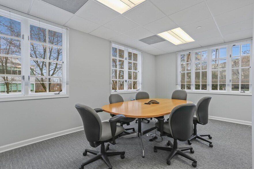 More Photos Of 320 Post Rd W, Westport Office For Lease