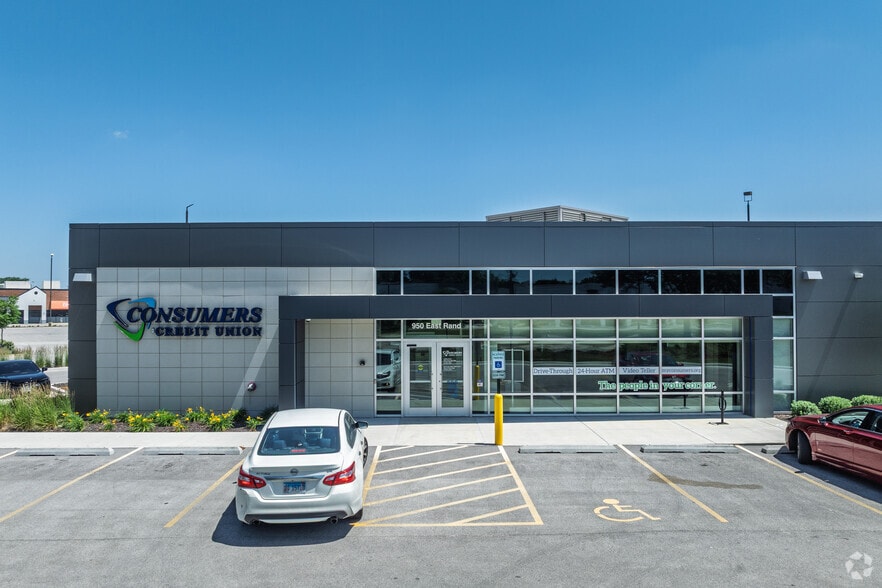 More Photos Of 600-836 E Rand Rd, Arlington Heights Unknown For Lease