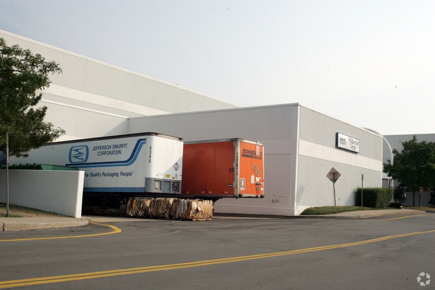 More Photos Of 1 Walden Galleria, Buffalo General Retail For Lease