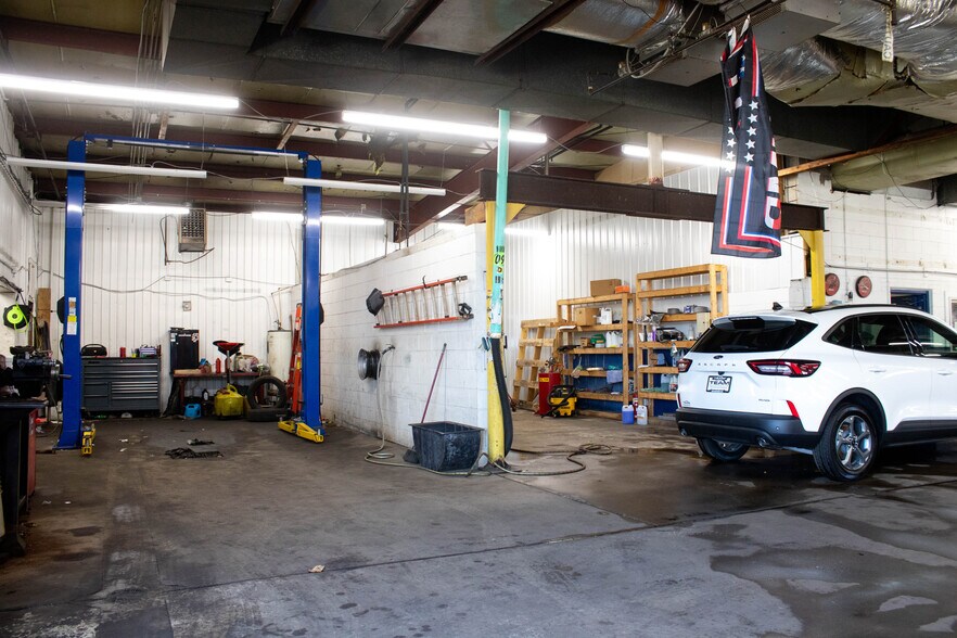 More Photos Of 1625 Commerce St, Wellsburg Auto Dealership For Sale