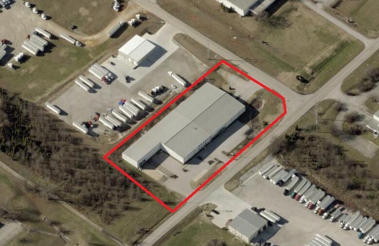 More Photos Of 323 Mitch McConnell Way, Bowling Green Distribution For Sale
