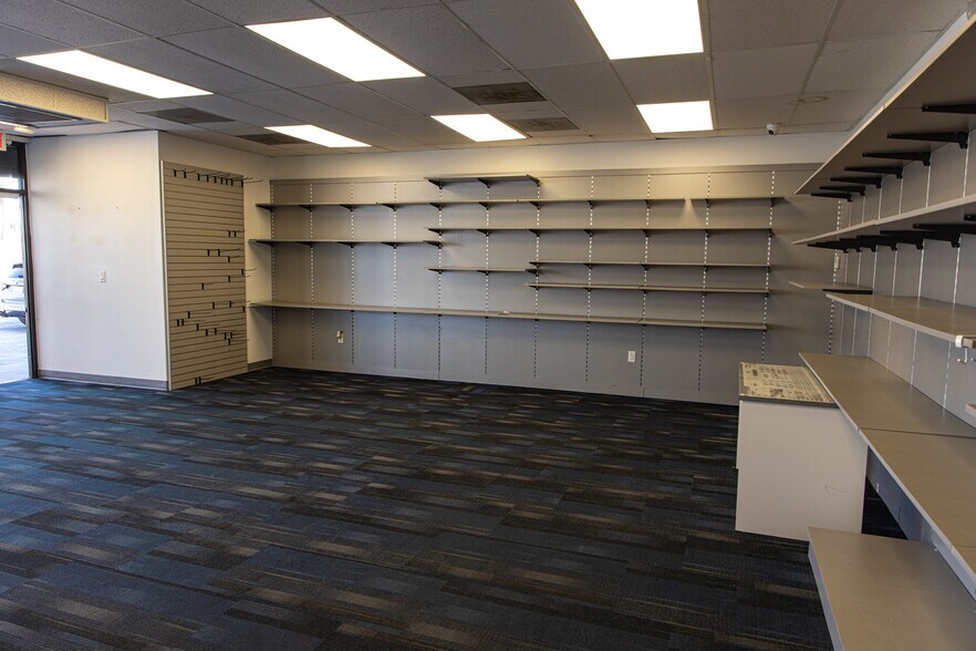 More Photos Of 29 N Federal Hwy, Hallandale Beach Freestanding For Lease