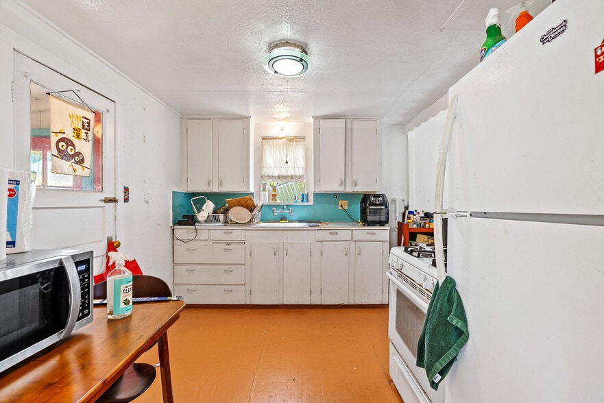 More Photos Of 1430 Merrill St, Santa Cruz Multifamily For Sale
