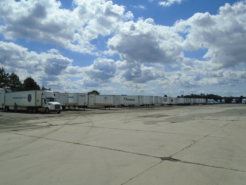More Photos Of 32500 Van Born Rd, Wayne Manufacturing For Lease