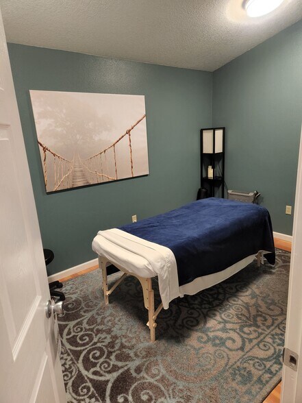 More Photos Of 10150 NW Glencoe Rd, North Plains Medical For Lease