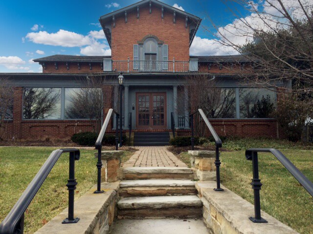 More Photos Of 33 Public Sq, Brecksville Office For Lease