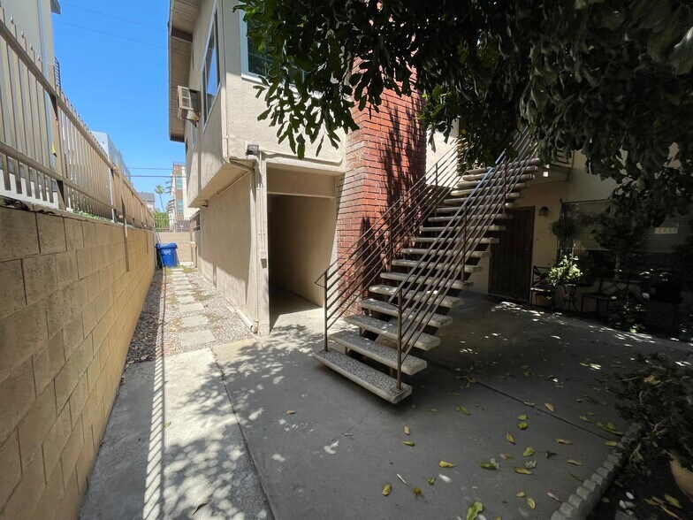 More Photos Of 5237 Cahuenga Blvd, North Hollywood Apartments For Sale