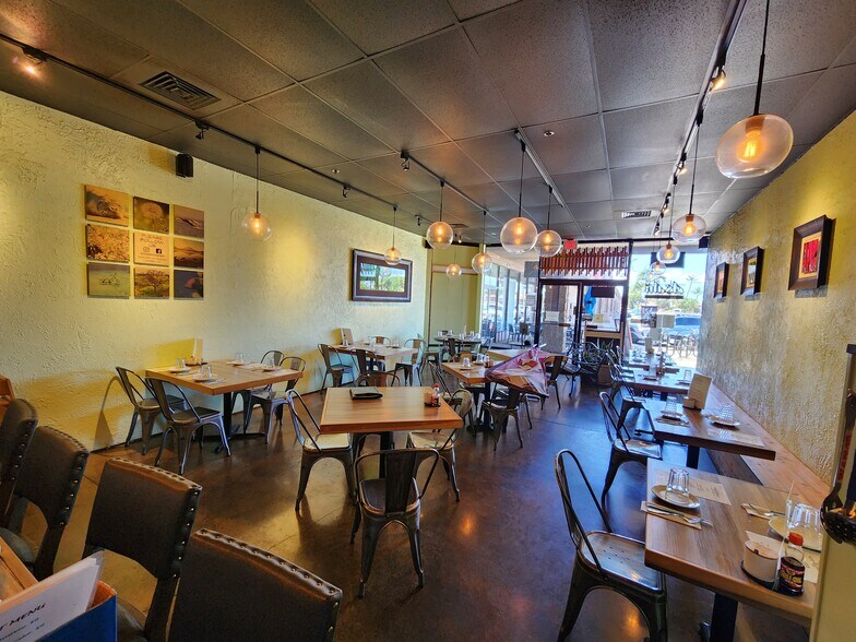 More Photos Of 1215 S Kihei Rd, Kihei Freestanding For Lease