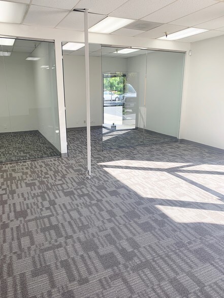 More Photos Of 2460 Embarcadero Rd, Palo Alto Office For Lease