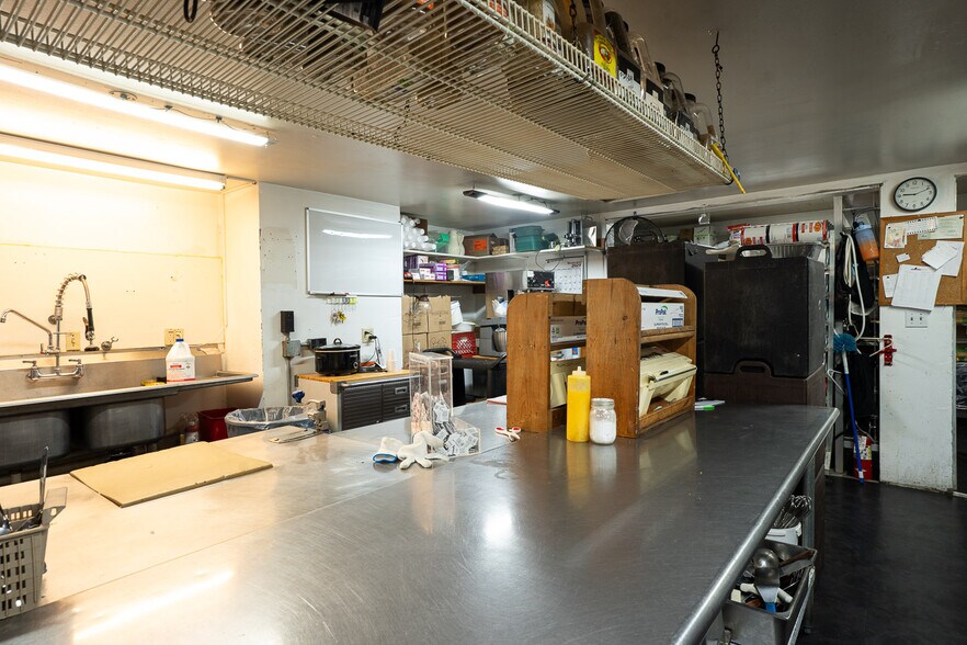 More Photos Of 1615 W Wisconsin St, Sparta Specialty For Sale