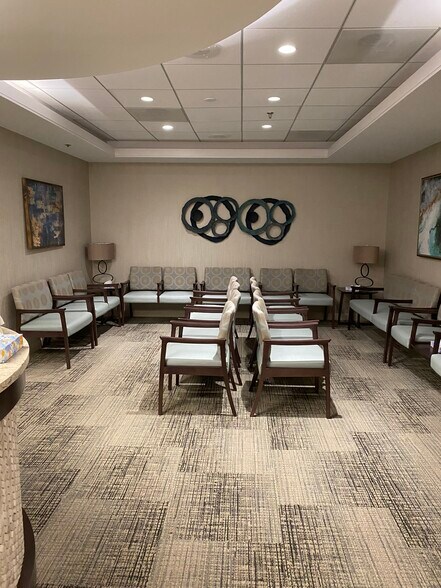 More Photos Of 12800 Middlebrook Rd, Germantown Office For Sale