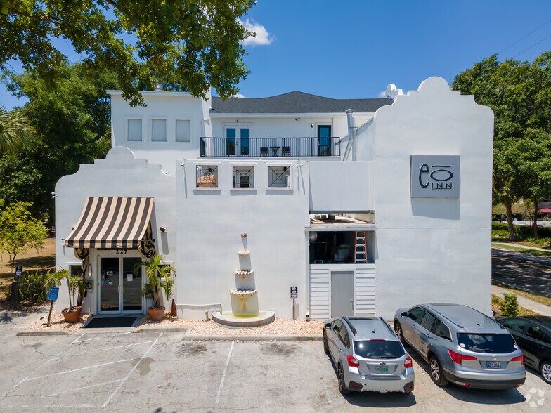 More Photos Of 227 N Eola Dr, Orlando Hotel For Lease