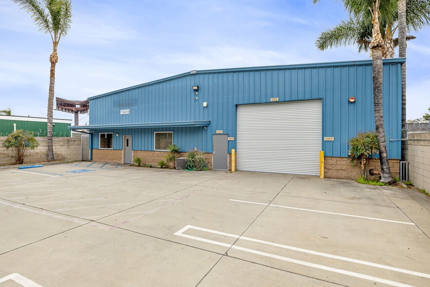 More Photos Of 13410 Waco St, Baldwin Park Manufacturing For Lease