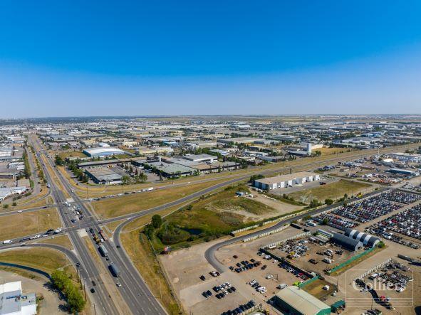 More Photos Of 8489 40 St SE, Calgary Land For Lease