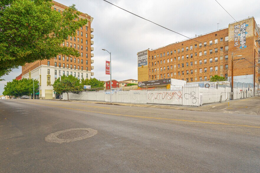 More Photos Of 1629 W 8th St, Los Angeles Auto Repair For Sale
