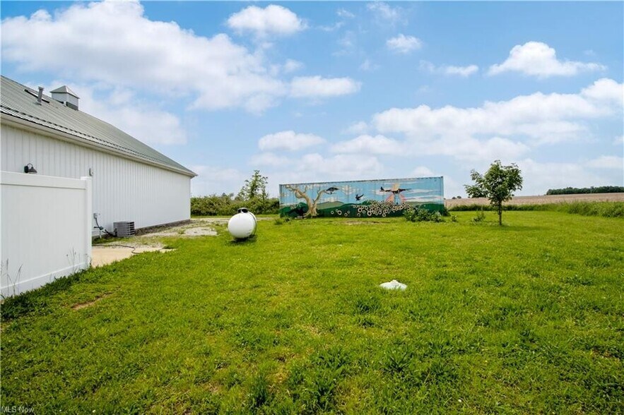 More Photos Of 275 S Smyser Rd, Wooster Flex For Sale