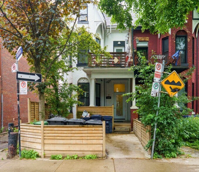 Primary Photo Of 400 Euclid Ave, Toronto Apartments For Sale