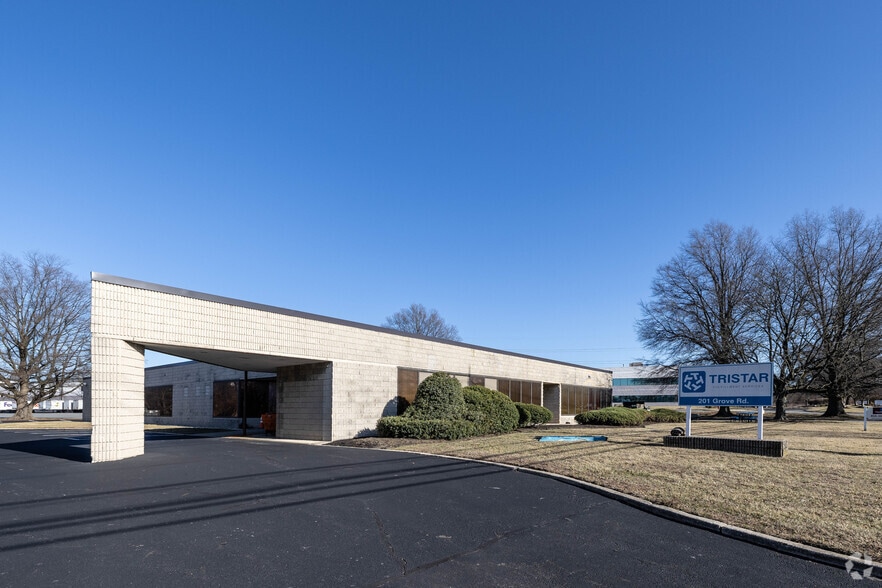 Primary Photo Of 201 Grove Rd, Thorofare Office For Sale