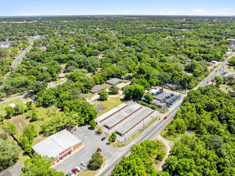 More Photos Of 7054 Palafox St, Pensacola Self Storage For Sale