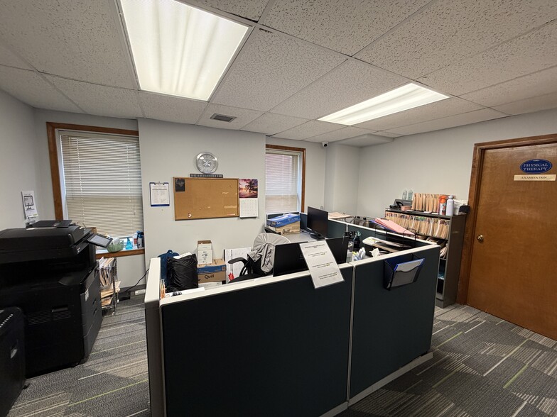 More Photos Of 36-38 Grand St, Hartford Medical For Sale