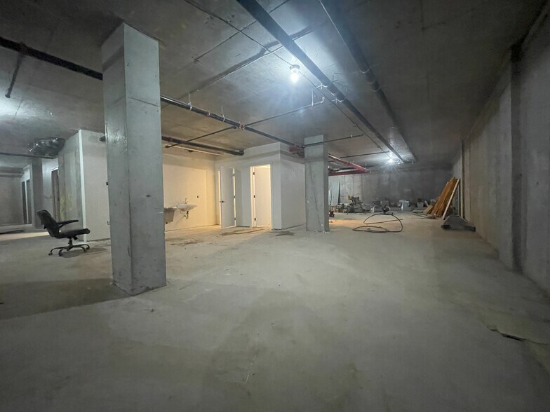 More Photos Of 200 S 3rd St, Brooklyn Apartments For Lease