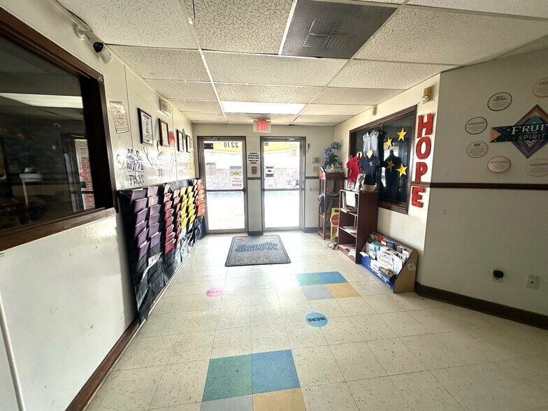 More Photos Of 2210 Kelly Blvd, Carrollton Daycare Center For Sale