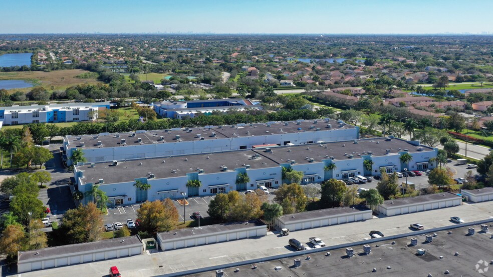More Photos Of 20841 Johnson St, Pembroke Pines Warehouse For Lease