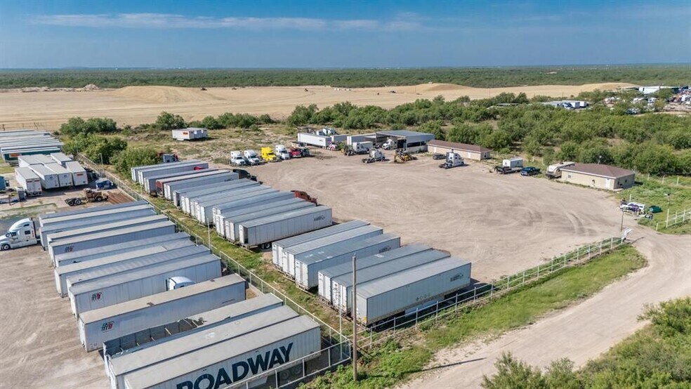 More Photos Of 307 Sulfur Mine Road, Laredo Land For Sale