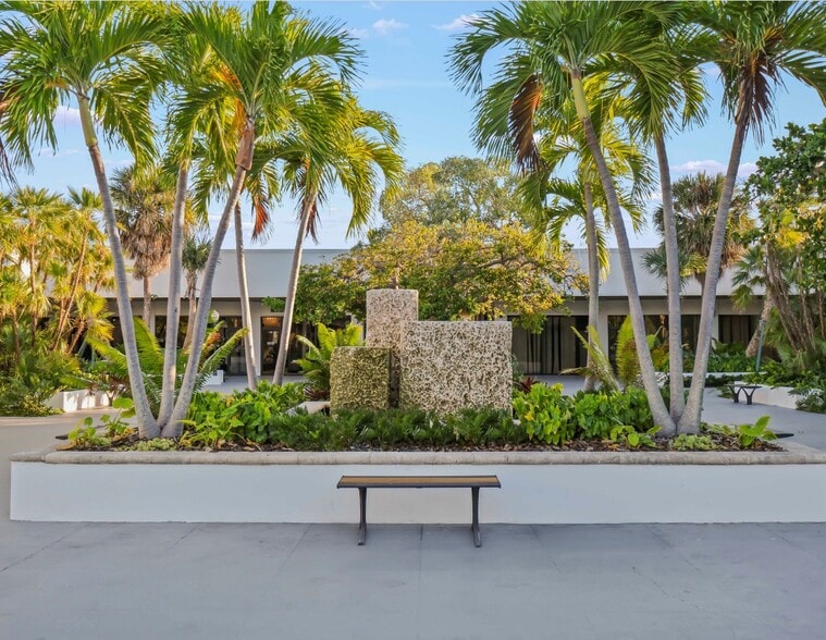 More Photos Of 500 NE Spanish River Blvd, Boca Raton Unknown For Lease