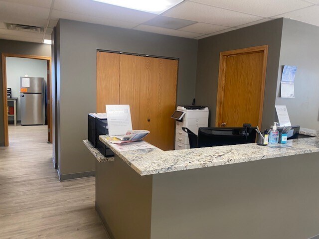 More Photos Of 3224 6th Ave NE, Rochester Office For Lease