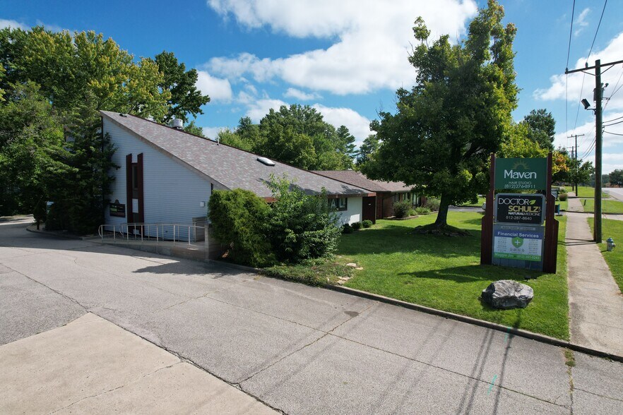 Primary Photo Of 4201 E 3rd St, Bloomington Medical For Lease