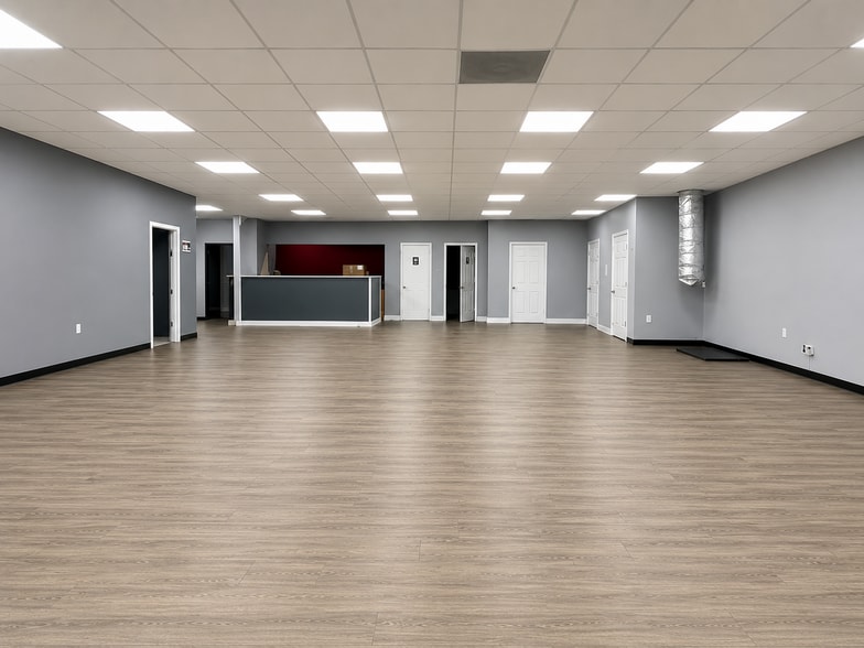More Photos Of 5904 Riggs Rd, Adelphi Unknown For Lease
