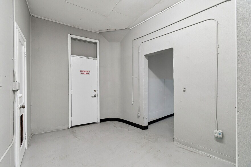 More Photos Of 715 McDuff Ave, Jacksonville Storefront Retail Residential For Sale