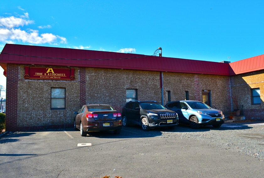 More Photos Of 325 North Ave, Westfield Office For Sale