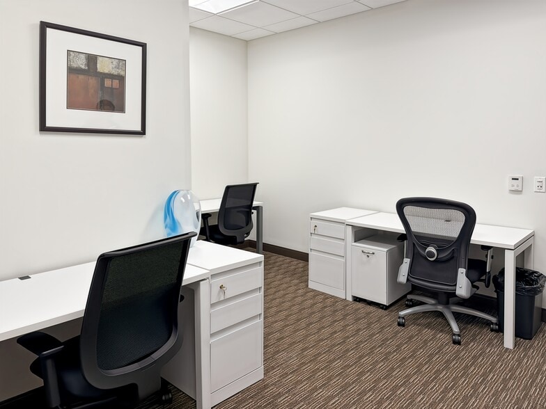 More Photos Of 333 SE 2nd Ave, Miami Office For Lease