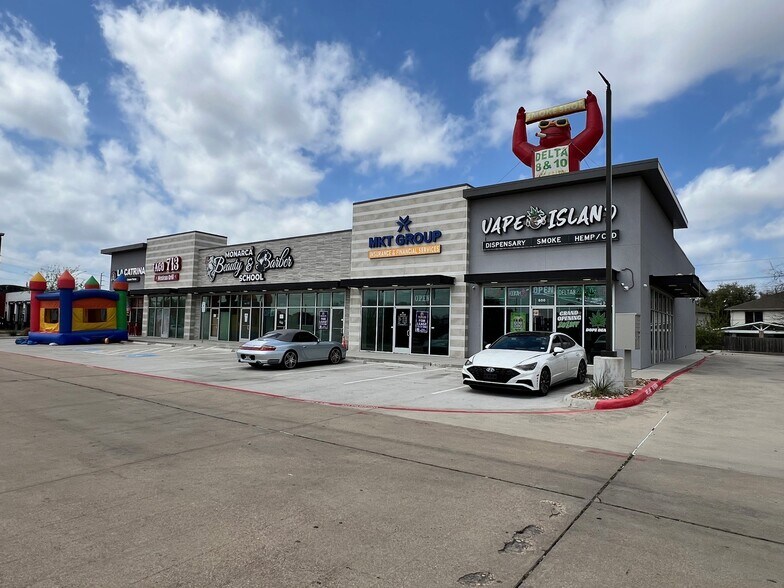 Primary Photo Of 6324 West, Houston Storefront Retail Office For Lease