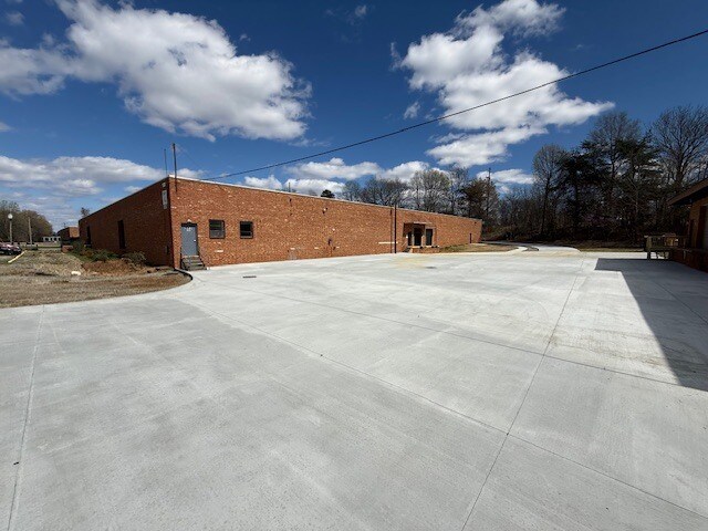 Primary Photo Of 1581 Prospect St, High Point Warehouse For Lease
