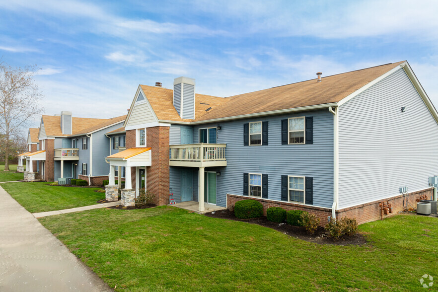 Primary Photo Of 2302 Windsong Dr, Indianapolis Apartments For Lease