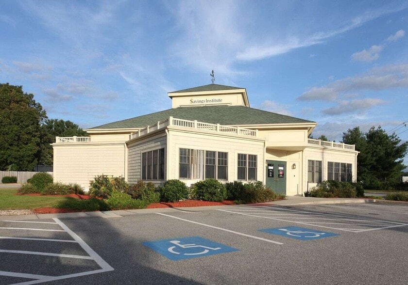 Primary Photo Of 596 Hartford Pike, Dayville Bank For Lease