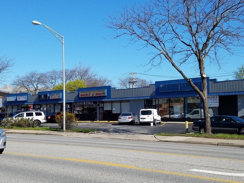 More Photos Of 3552-3562 Dempster St, Skokie General Retail For Lease