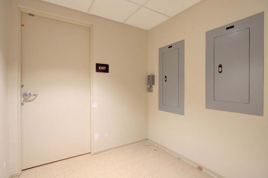 More Photos Of 3440 W Carson St, Torrance Loft Creative Space For Sale