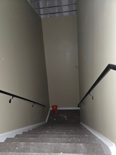 More Photos Of 701 Mutual Ct, Raleigh Office For Lease