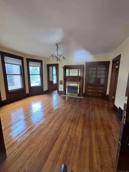 More Photos Of 868 Elm St, New Haven Apartments For Sale