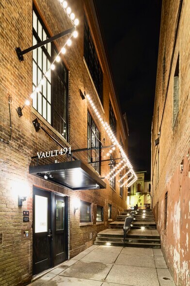 More Photos Of 491 Bloomfield Ave, Montclair Storefront For Lease