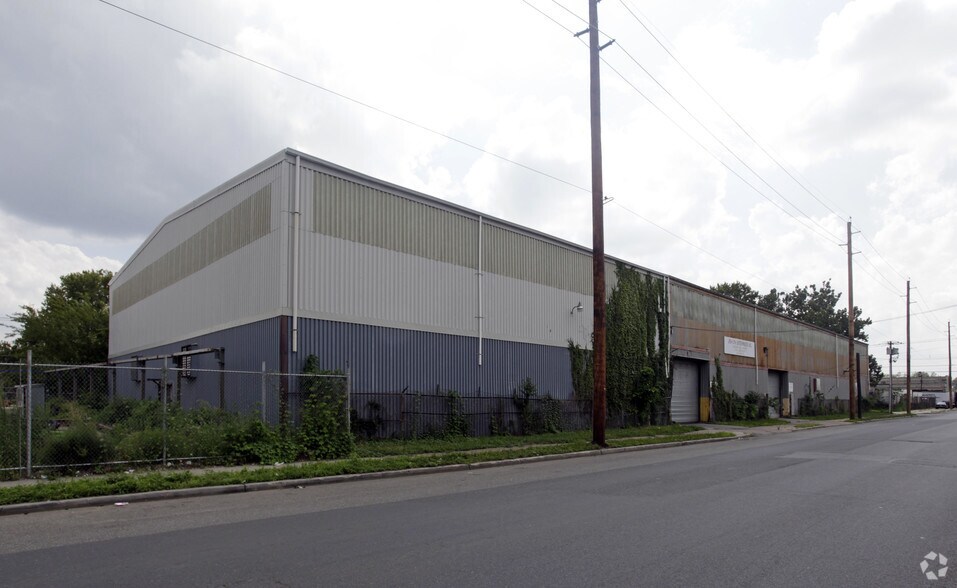 Primary Photo Of 400 Atlantic Ave, Camden Warehouse For Lease
