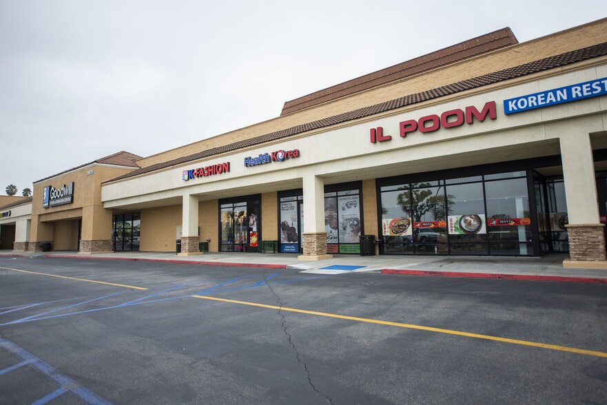 More Photos Of 1101-1123 S Brea Canyon Rd, Diamond Bar Unknown For Lease